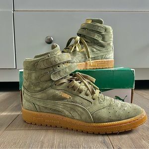 Green Suede Puma Sky
